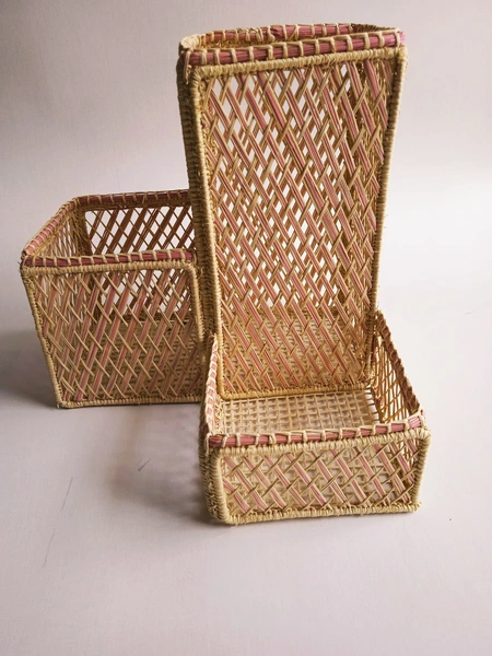 Contenedor tres niveles palma iraca